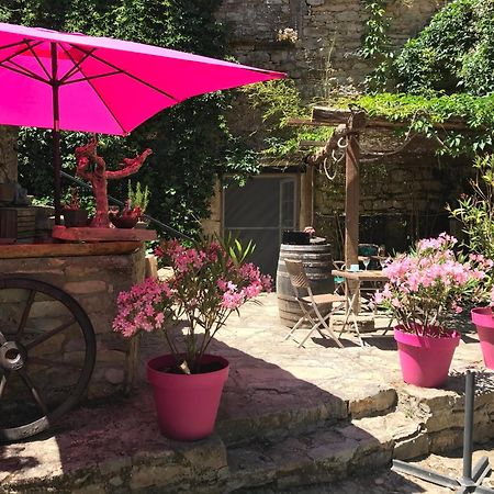 Domaine D'Alcapies Bed & Breakfast Saint-Jean-dʼAlcapiès Dış mekan fotoğraf
